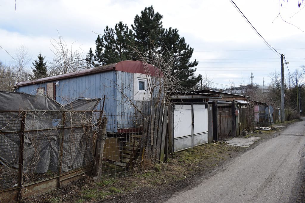 prazské-nouzove-kolonie-na-slatinach-vagon