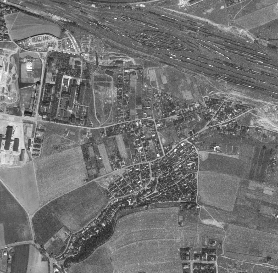 nouzova-kolonie-na-slatinach-letecky-snimek-1953