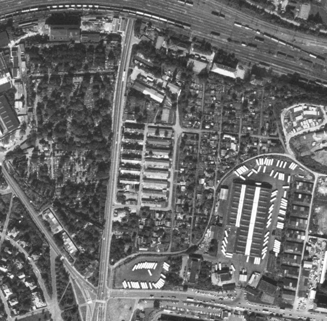 nouzova-kolonie-pod-bohdalcem-letecky-snimek-1988