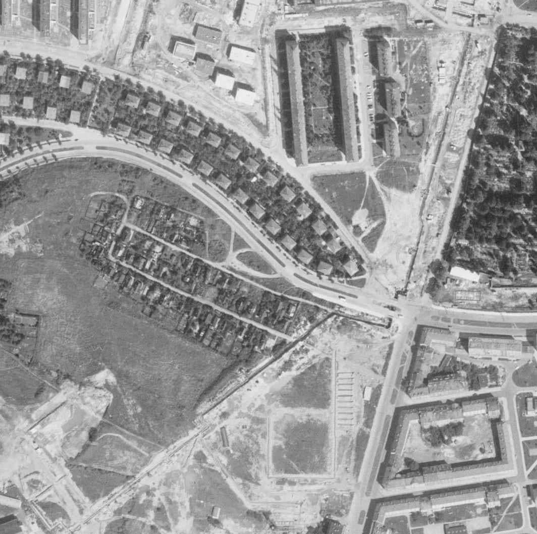 nouzova-kolonie-na-dlouhe-ceste-letecky-snimek-1966