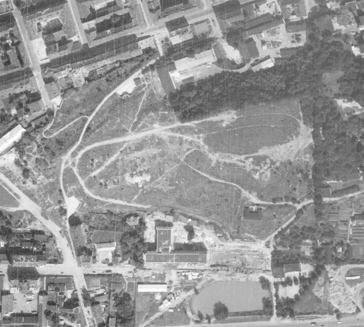 nouzova-kolonie-vrch-sv.-krize-letecky-snimek-1966