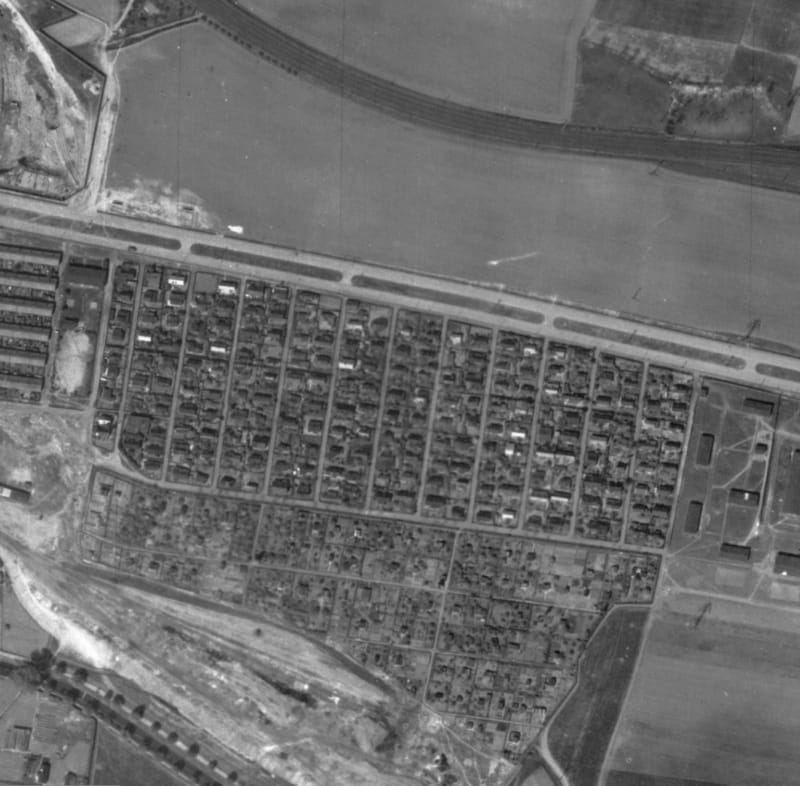 nouzova-kolonie-cina-letecky-snimek-1945