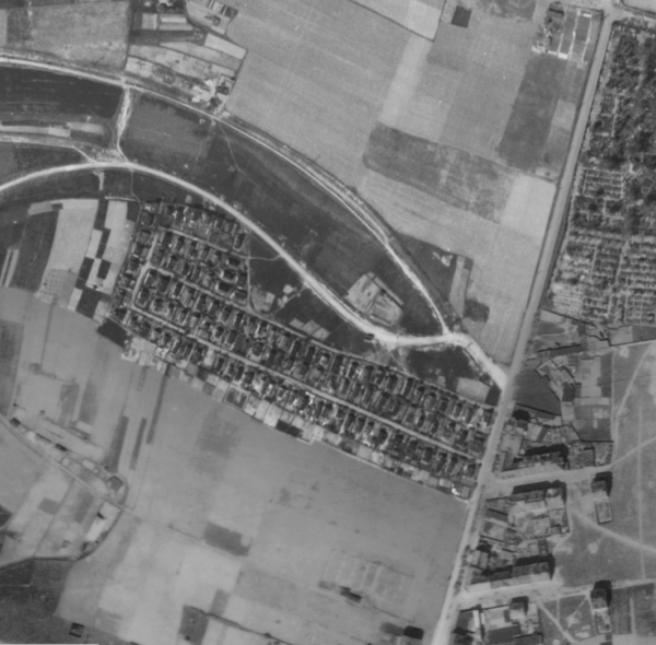 nouzova-kolonie-na-dlouhe-ceste-letecky-snimek-1945